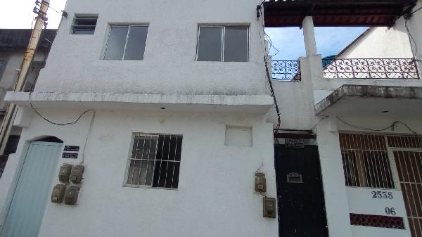 Foto de Apartamento em leilão em São Gonçalo - RJ