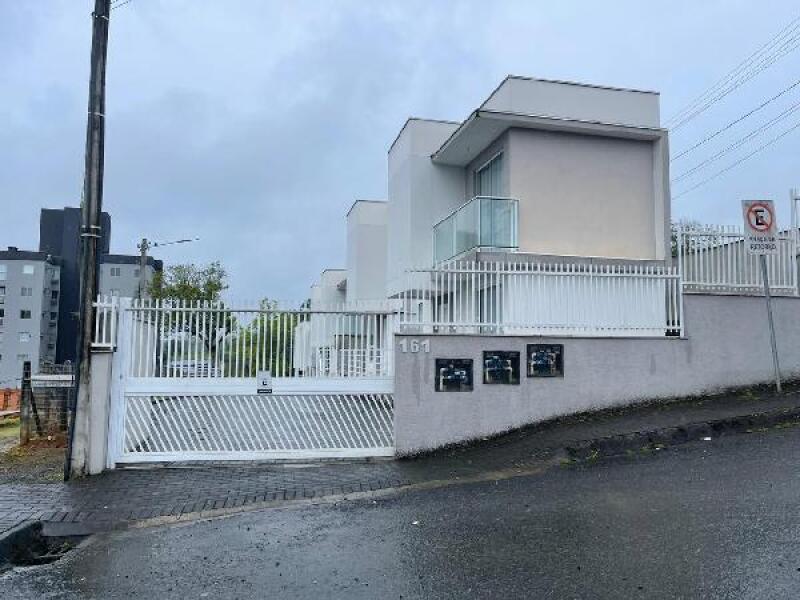 Foto de Casa em leilão no Residencial Felicita em Blumenau - SC