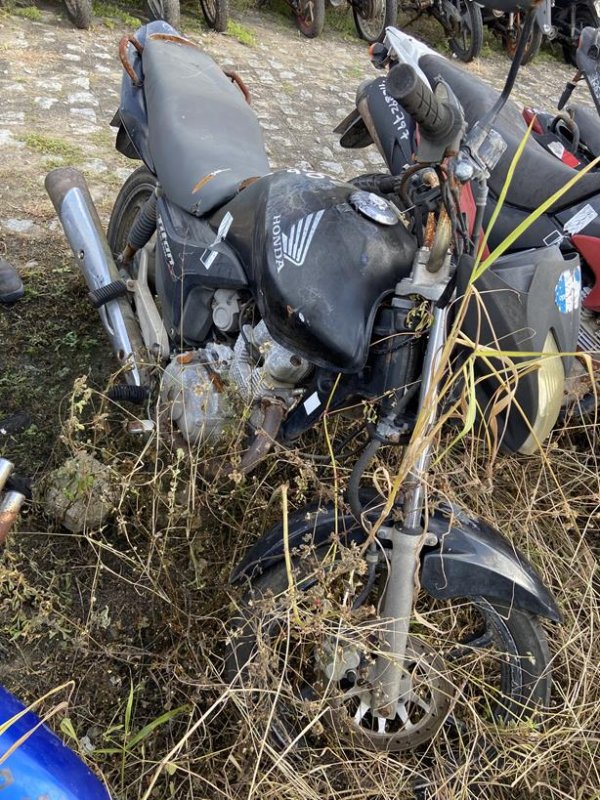 Foto de HONDA/CG 150 TITAN EX, ANO/MOD 2011/2011, COR PRETA, COMBUSTIVEL ALCOOL/GASOLINA, PLACA NMD9348 - AL, RENAVAM 345829794, ID CHASSI 9C2KC1660