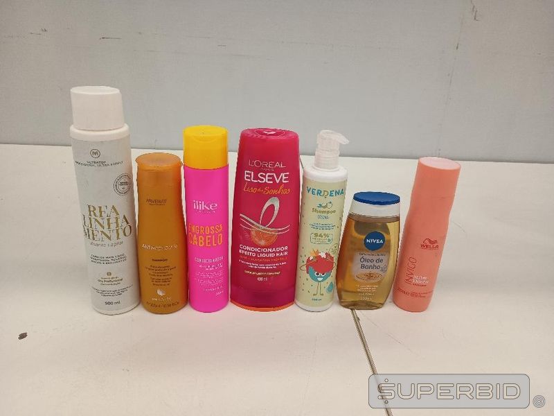 Foto de ITENS DE COSMÉTICOS: CAPELLI , ILIKE , ARVENSIS, JEPÁ , HIDRABENE, , NIVEA , YBERA E OUTROS (APROX.400 UN) (Ref.: SB0033526)