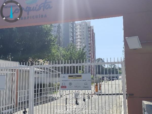 Foto de Apartamento em leilão no bairro Jardim Santa Tereza em Carapicuíba - SP