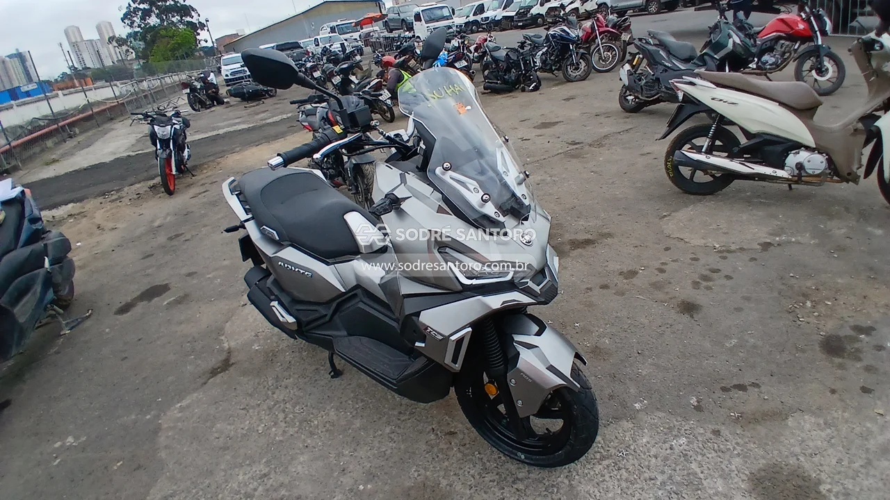 Foto de dafra - adxtg 150 abs