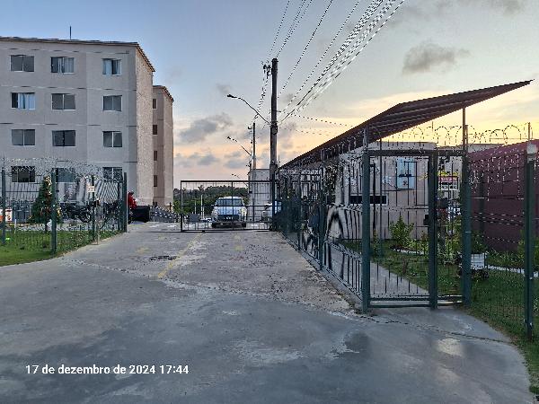 Foto de Apartamento em leilão no bairro Areia Branca em Salvador - BA