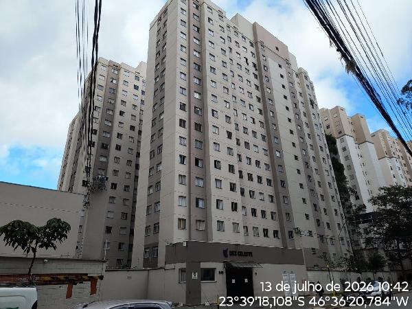 Foto de Apartamento em leilão no bairro Jardim São Saverio em São Paulo - SP