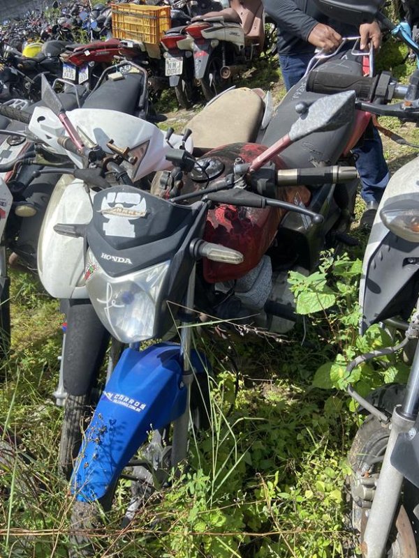 Foto de HONDA/CG 125 FAN KS, ANO/MOD 2014/2014, COR VERMELHA, COMBUSTIVEL GASOLINA, PLACA ORM9618 - AL, RENAVAM 1031799939, ID CHASSI 9C2JC4110ER727