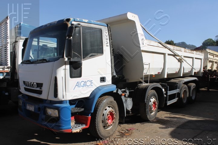 Foto de Caminhão Iveco TECTOR 260 E28 4o Eixo basculante - 2015/2015
