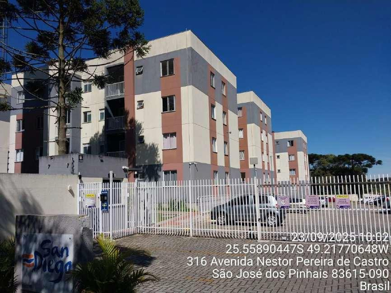 Foto de Apartamento na Rua Nestor Pereira de Castro, 316 - Leilão em São José dos Pinhais/PR