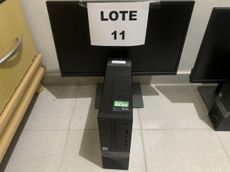 Foto de Dell Vostro i7 7700 GT 710 e Monitor Dell