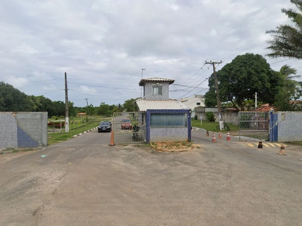 Foto de Terreno em leilão em Camaçari - BA