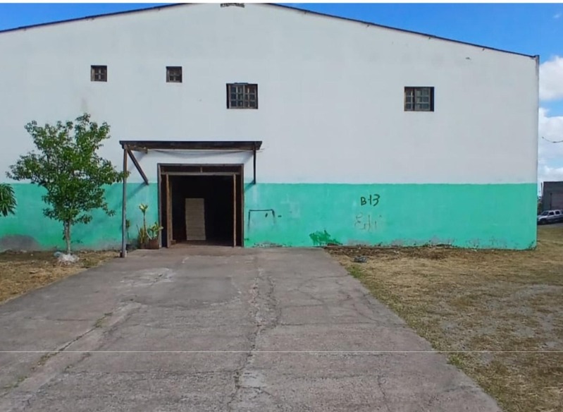 Foto de UMA ÁREA DE TERRA