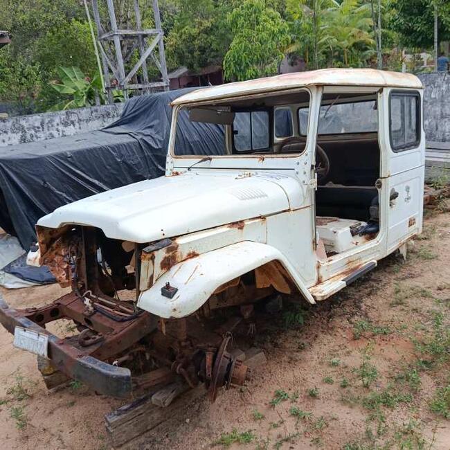 Foto de SUCATA - TOYOTA BAND BJ55LP 2BL 2001