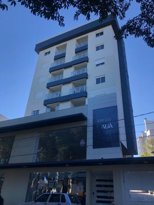 Foto de Apartamento em leilão no Edifício Mauá em Carazinho - RS