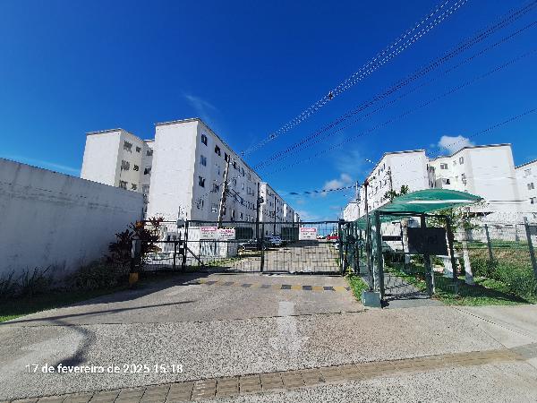 Foto de Apartamento em leilão no bairro Areia Branca em Salvador - BA