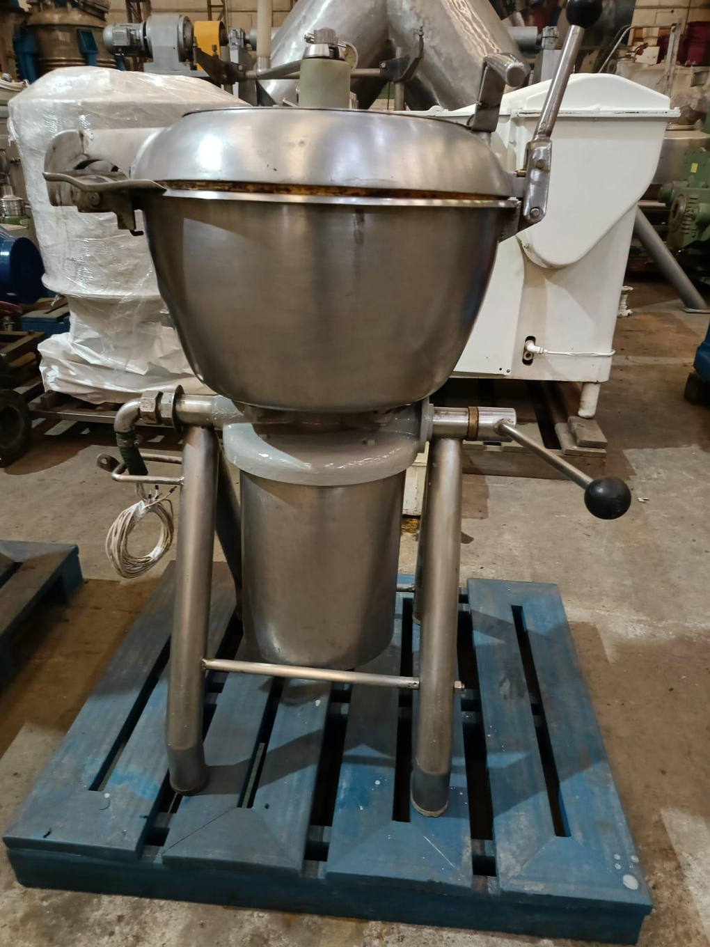 Foto de Processador Stefani em aço inox capacidade 56 litros, com duas rotação