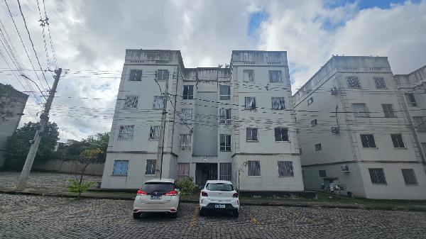 Foto de Apartamento em leilão no bairro Calumbi em Feira De Santana - BA