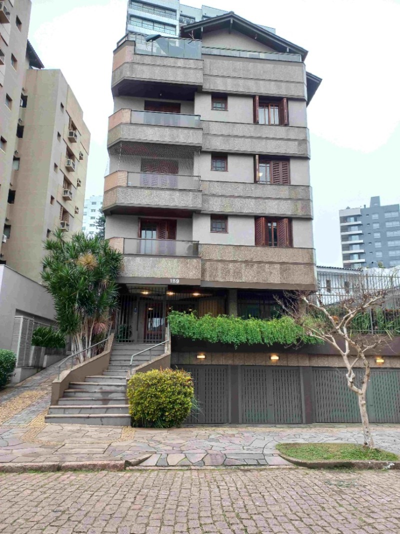 Foto de Apartamento em leilão em Porto Alegre - RS