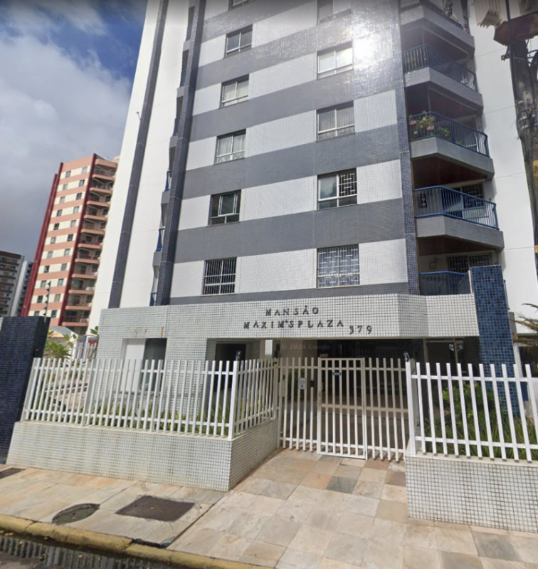Foto de Apartamento em leilão no Edifício Maxims Plaza em Aracaju - SE