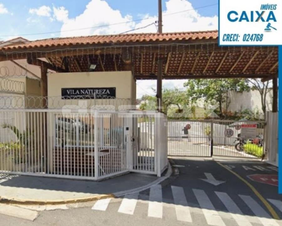 Foto de Casa de leilão CAIXA em COTIA/SP - FINANCIÁVEL - desconto de 36,27%