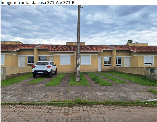 Foto de Casa em leilão no bairro Vila Três Marias em Esteio - RS