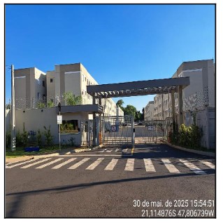 Foto de Apartamento em leilão no bairro Valentina Figueiredo em Ribeirão Preto - SP