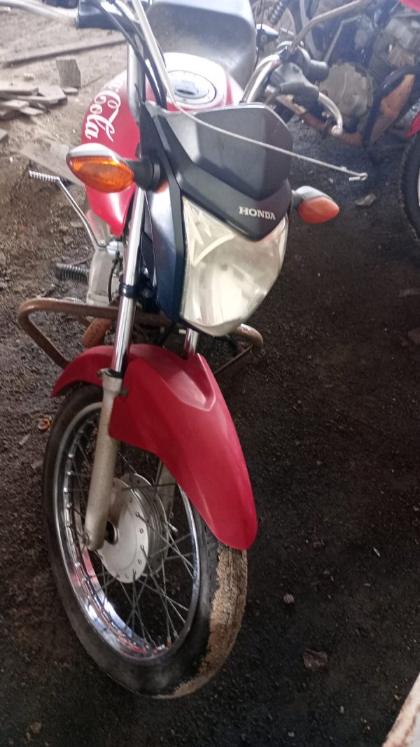 Foto de HONDA/CG 125I FAN, ANO/MOD 2018/2018, COR VERMELHA, COMBUS ALCO/GASOL, PLACA PDC0370
