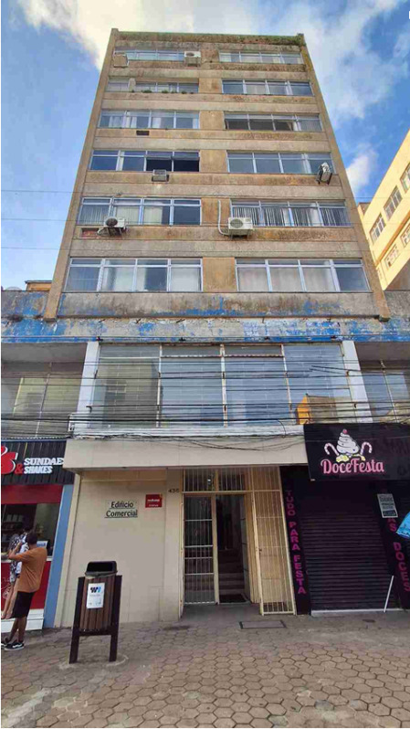 Foto de Comercial em leilão no Edifício Comercial em Rio Grande - RS