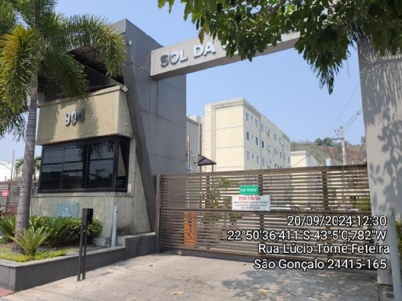 Foto de Apartamento em leilão em São Gonçalo - RJ