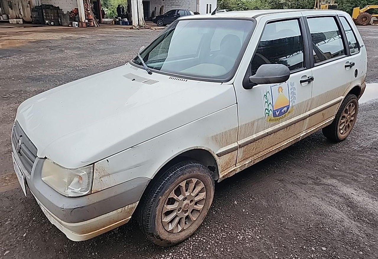 Foto de FIAT UNO MILLE ECONOMY ANO: 2011/2011 PLACA FINAL 3 (PR)