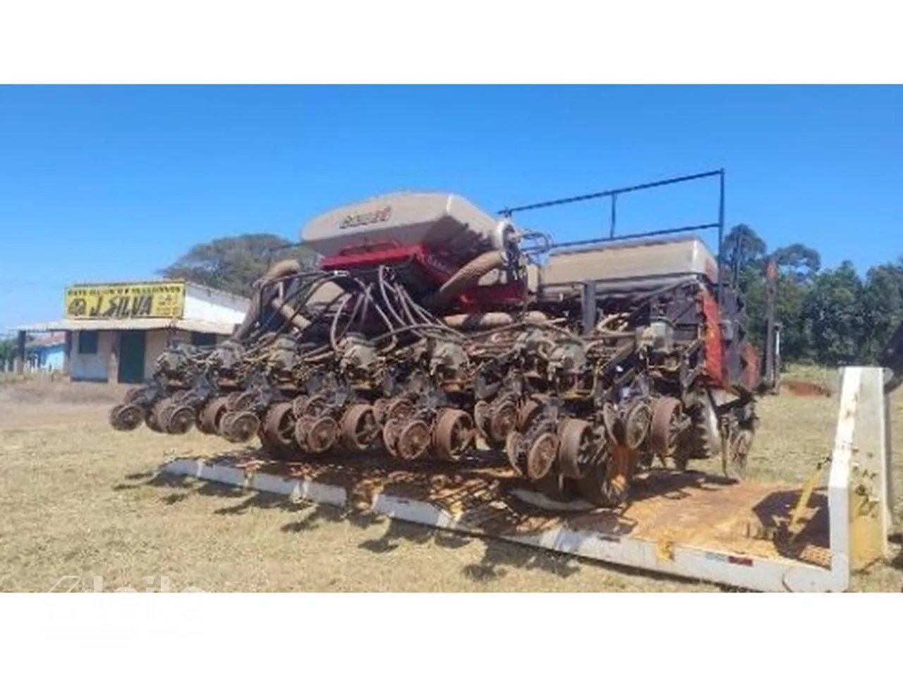 Foto de PLANTADEIRA EASY RISER 3213 CASE IH
