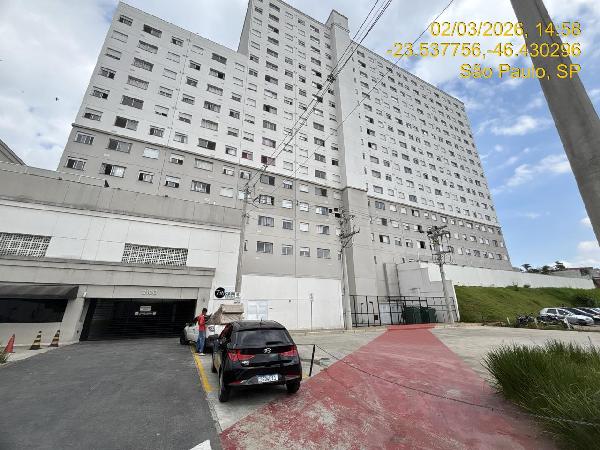 Foto de Apartamento em leilão no Conjunto Residencial Jose Bonifacio em São Paulo - SP