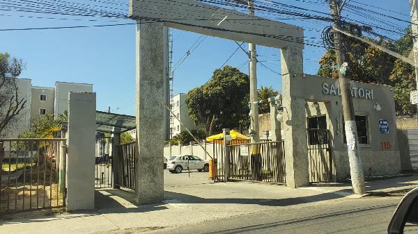 Foto de Apartamento em leilão em São Gonçalo - RJ