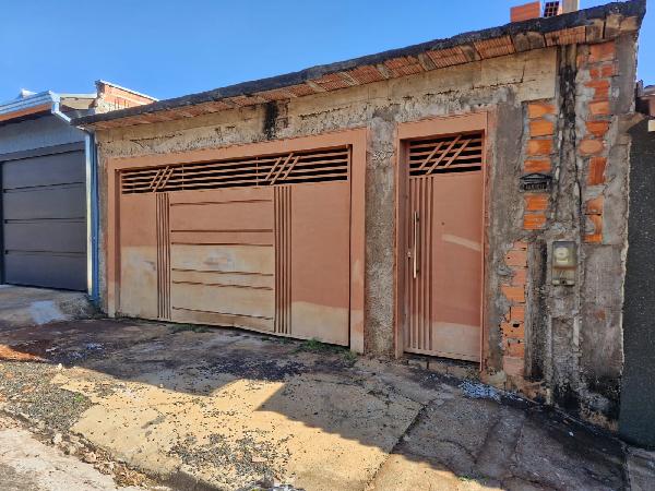 Foto de Casa em leilão no bairro Parque do Mirante em Luís Antônio - SP