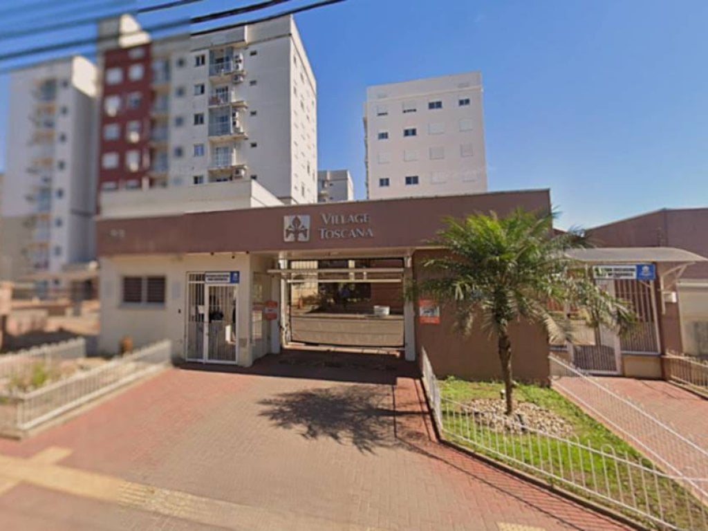 Foto de Apartamento em leilão no Condomínio Residencial Village Toscana em Canoas - RS
