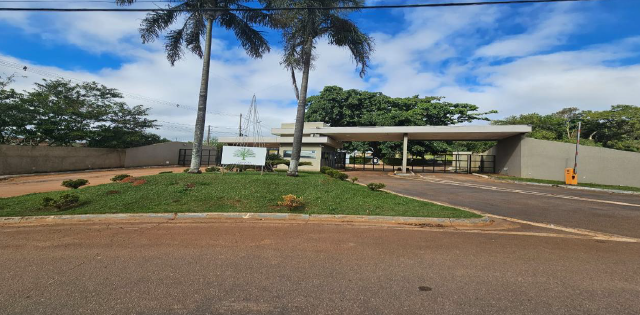 Foto de Casa em leilão no bairro Tanque em Atibaia - SP
