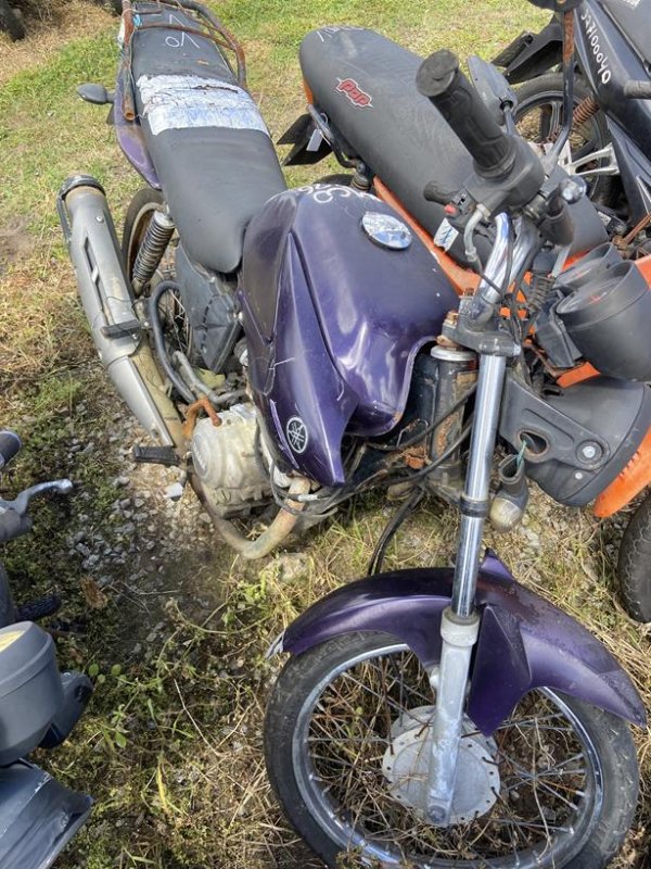 Foto de YAMAHA/FACTOR YBR125 K, ANO/MOD 2010/2010, COR ROXA, COMBUSTIVEL GASOLINA, PLACA PEI0D38 - AL, RENAVAM 251858871, ID CHASSI 9C6KE1220A014020