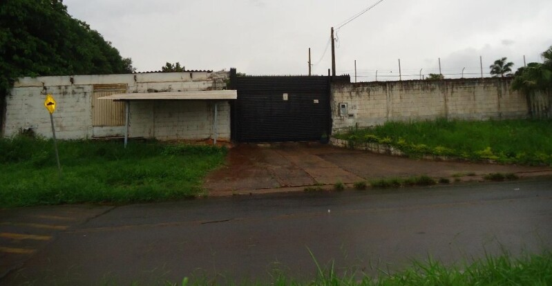 Foto de Terreno em leilão no bairro Recanto Tranquilo em Brodowski - SP