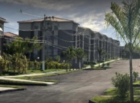 Foto de Apartamento em leilão em Itaboraí - RJ