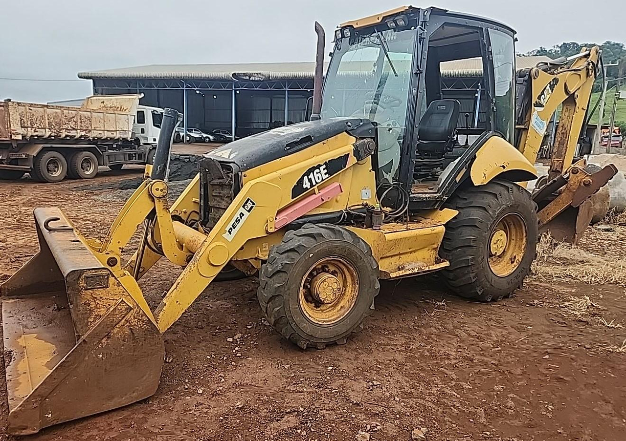 Foto de RETROESCAVADEIRA CATERPILLAR 416 E ANO: 2014