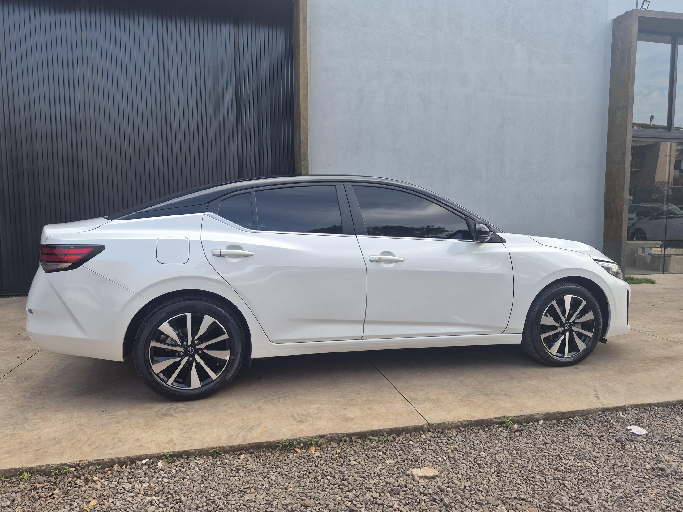 Foto de NISSA SENTRA EXC CVT ANO/MODELO 2024/2025