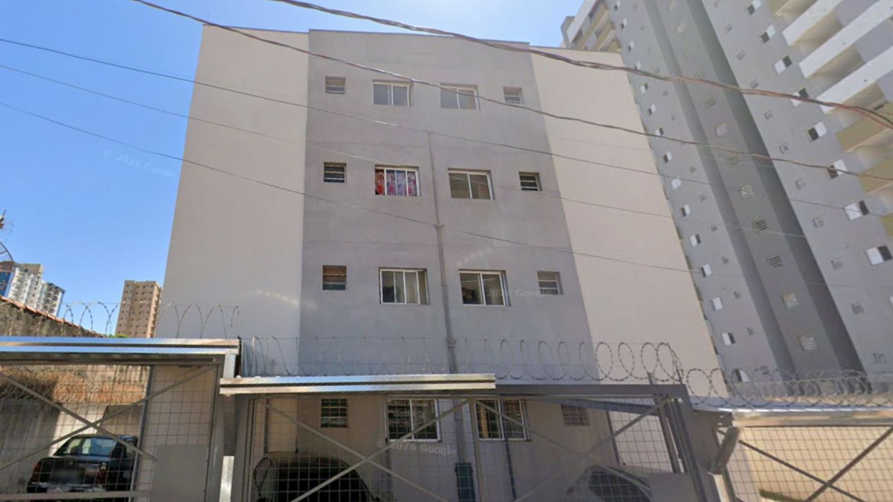 Foto de Apartamento em leilão no Edifício Maria Clara em Sorocaba - SP