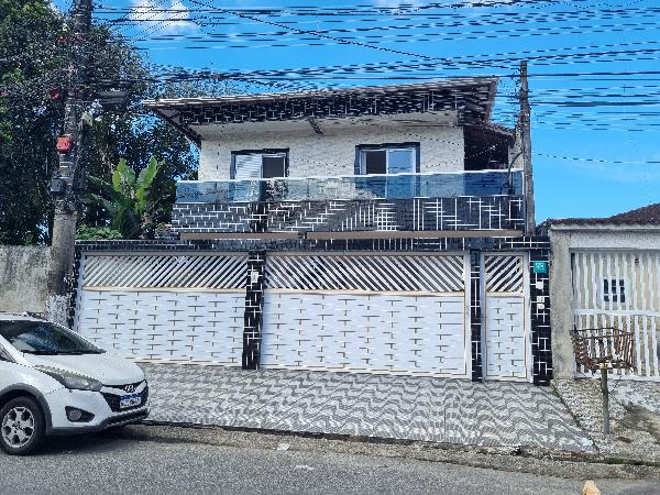 Foto de Apartamento em leilão no bairro Vila Sonia em Praia Grande - SP