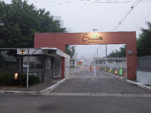 Foto de Apartamento em leilão no bairro Jardim Santa Tereza em Carapicuíba - SP