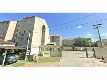 Foto de Apartamento em leilão no Condomínio Residencial Fragata em Pelotas - RS