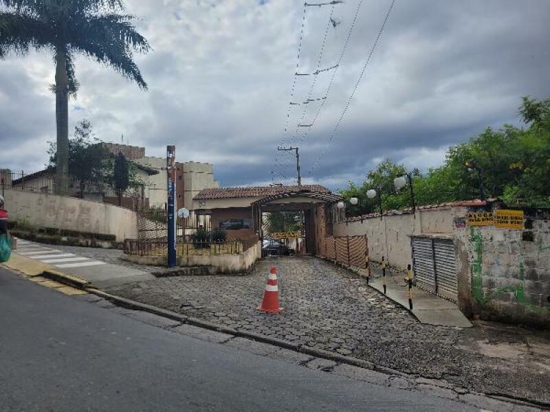 Foto de Apartamento em leilão em Ferraz De Vasconcelos - SP
