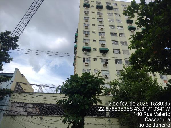 Foto de Apartamento em leilão em Rio De Janeiro - RJ