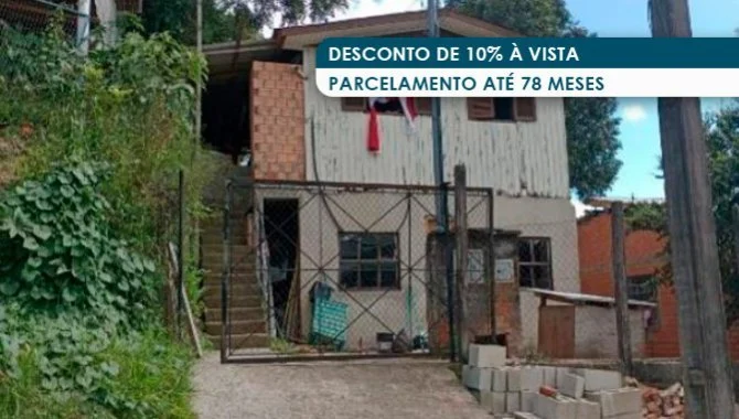 Foto de Casa 102 m² - Leilão encerrado em Caxias do Sul/RS