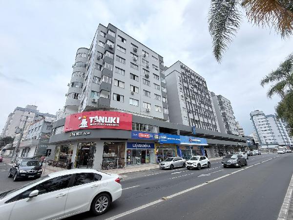 Foto de Apartamento em leilão no bairro Centro em Criciúma - SC