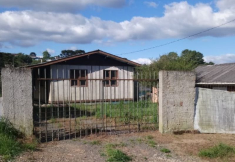 Foto de Casa em leilão no bairro Vila Maria em Lages - SC