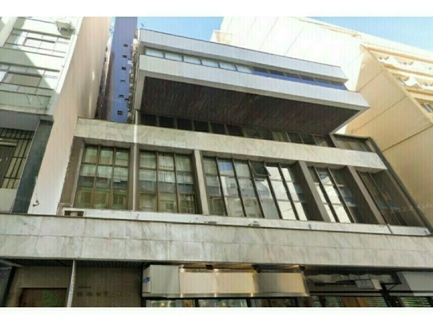 Foto de Comercial em leilão em Porto Alegre - RS