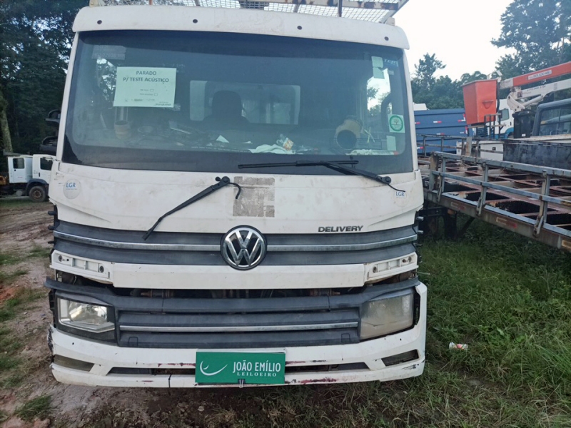 Foto de VOLKSWAGEN 9-170 DRC 4X2